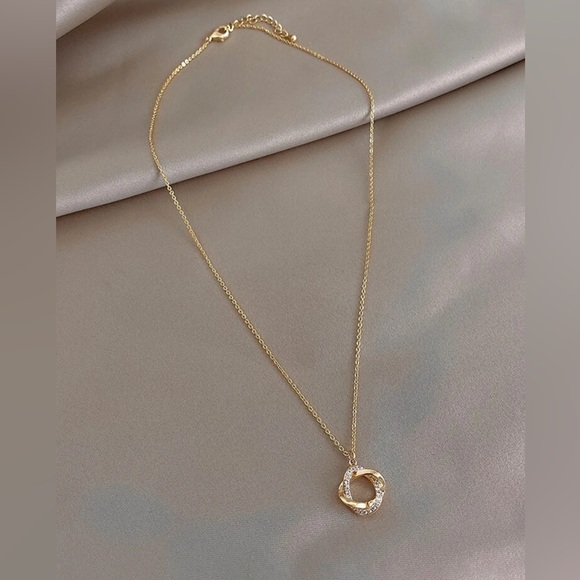 Anthropologie Circle of Love Pendant Necklace - Picture 1 of 1